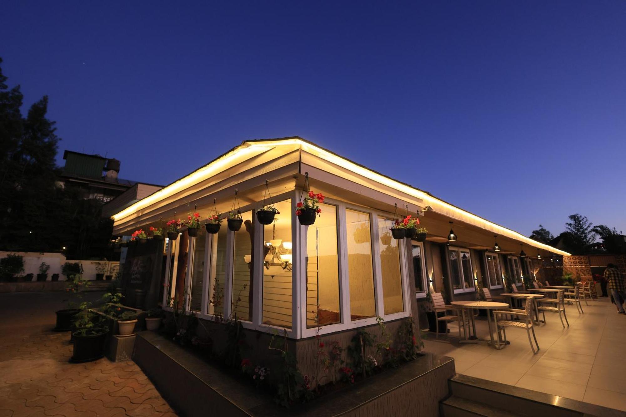 Hotel King Garden Mahabaleshwar Exterior photo